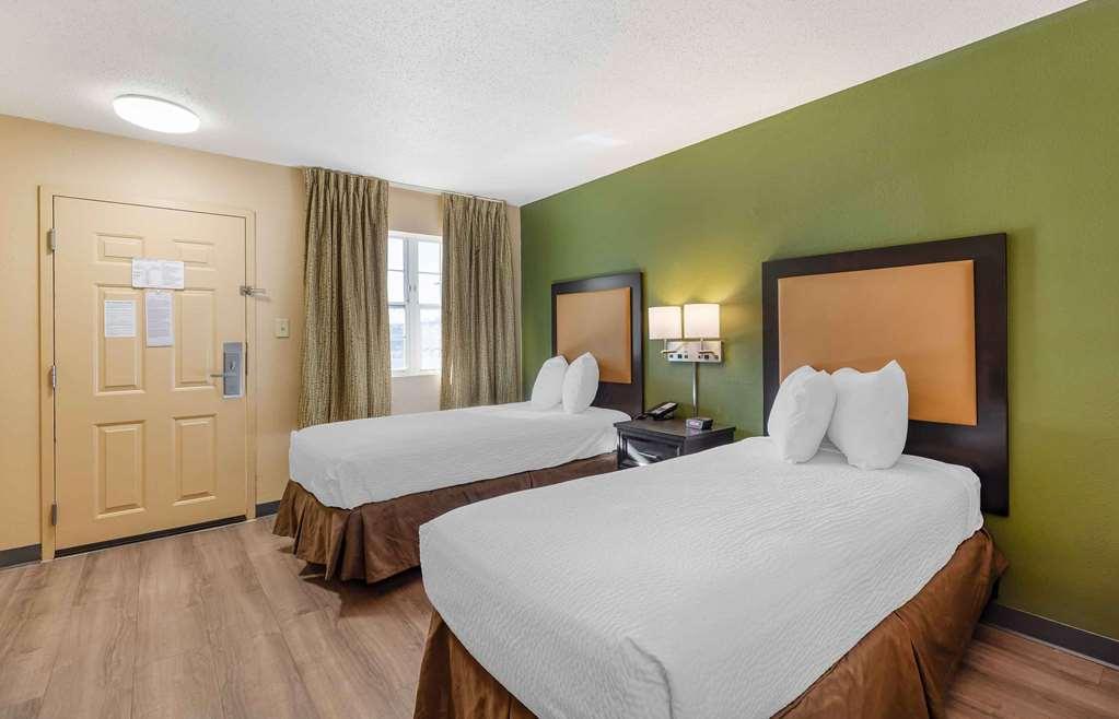 Extended Stay America Suites - St Louis - Westport - E Lackland Rd Maryland Heights Room photo